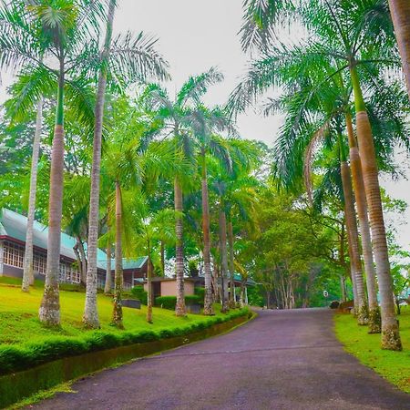 Rajanawa Resort Ratnapura Exterior foto